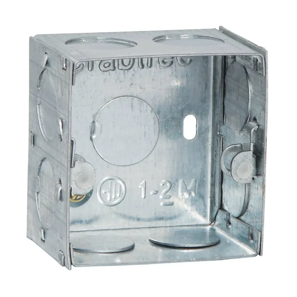 1 M Box