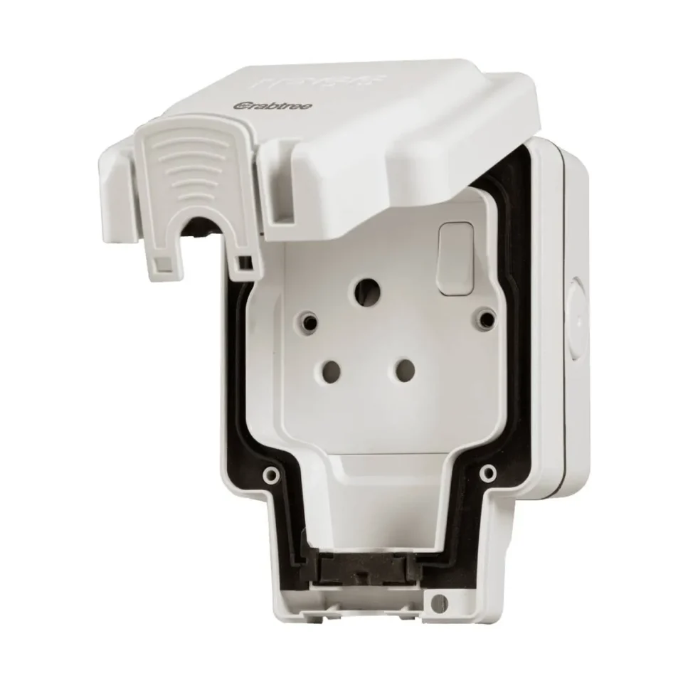 16 A Switched Socket IP66