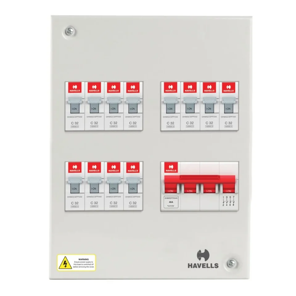 TPN Single Door QVE Series DB Suitable for MCB / RCCB / Isolator as incomer